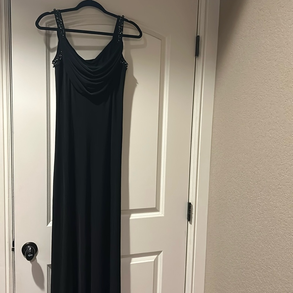 Black sleeveless Calvin Klein ankle-length maxi dress size medium